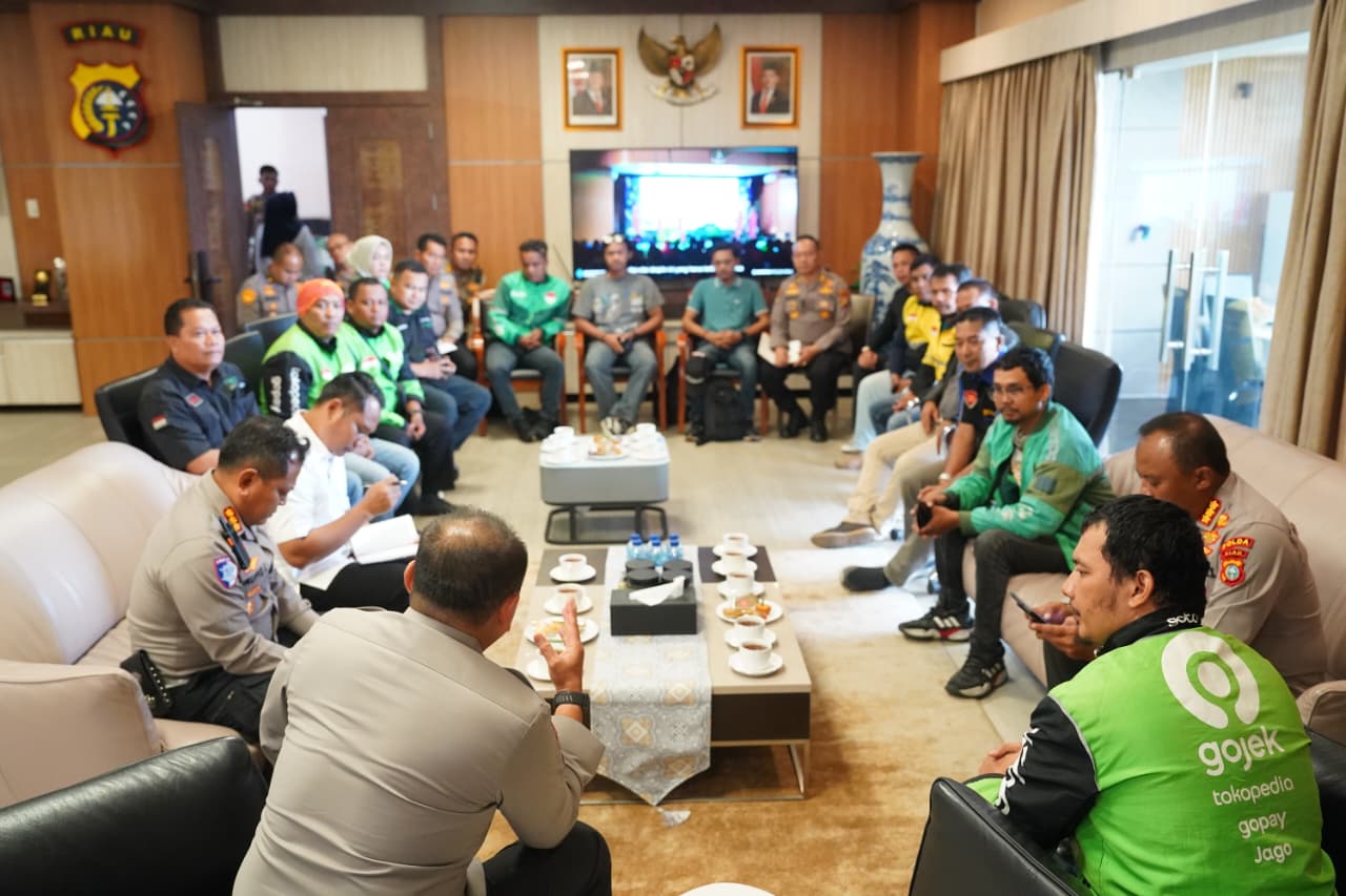 Kapolda Riau Terima Silaturahmi Komunitas Ojol, Perkuat Sinergi Jaga Kamtibmas