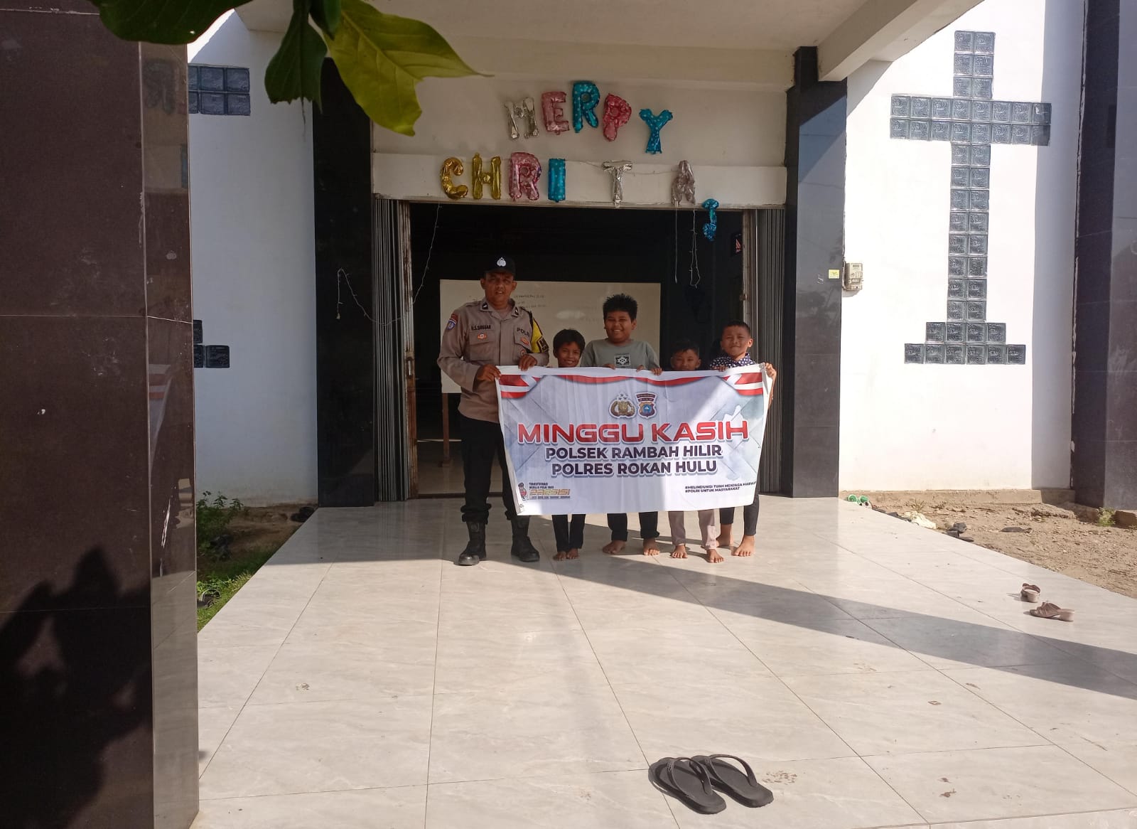 Serap Aspirasi Jemaat, Polsek Rambah Hilir Hadirkan Program Minggu Kasih di Gereja GPDI Sion Kumu Baru