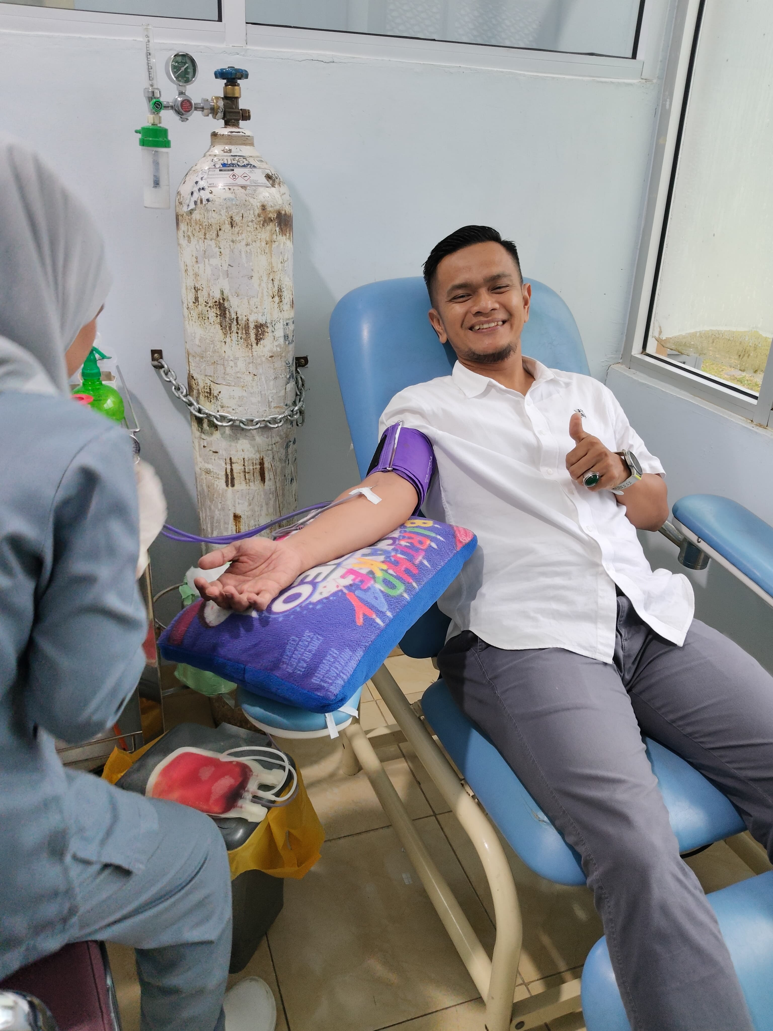 Sentuhan Kemanusiaan Personil Polres Kuansing, Donor Darah, untuk Ibu yang Akan Melahirkan