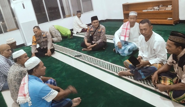 Subuh Berjamaah, Polisi Sampaikan Pesan Kamtibmas ke Masyarakat
