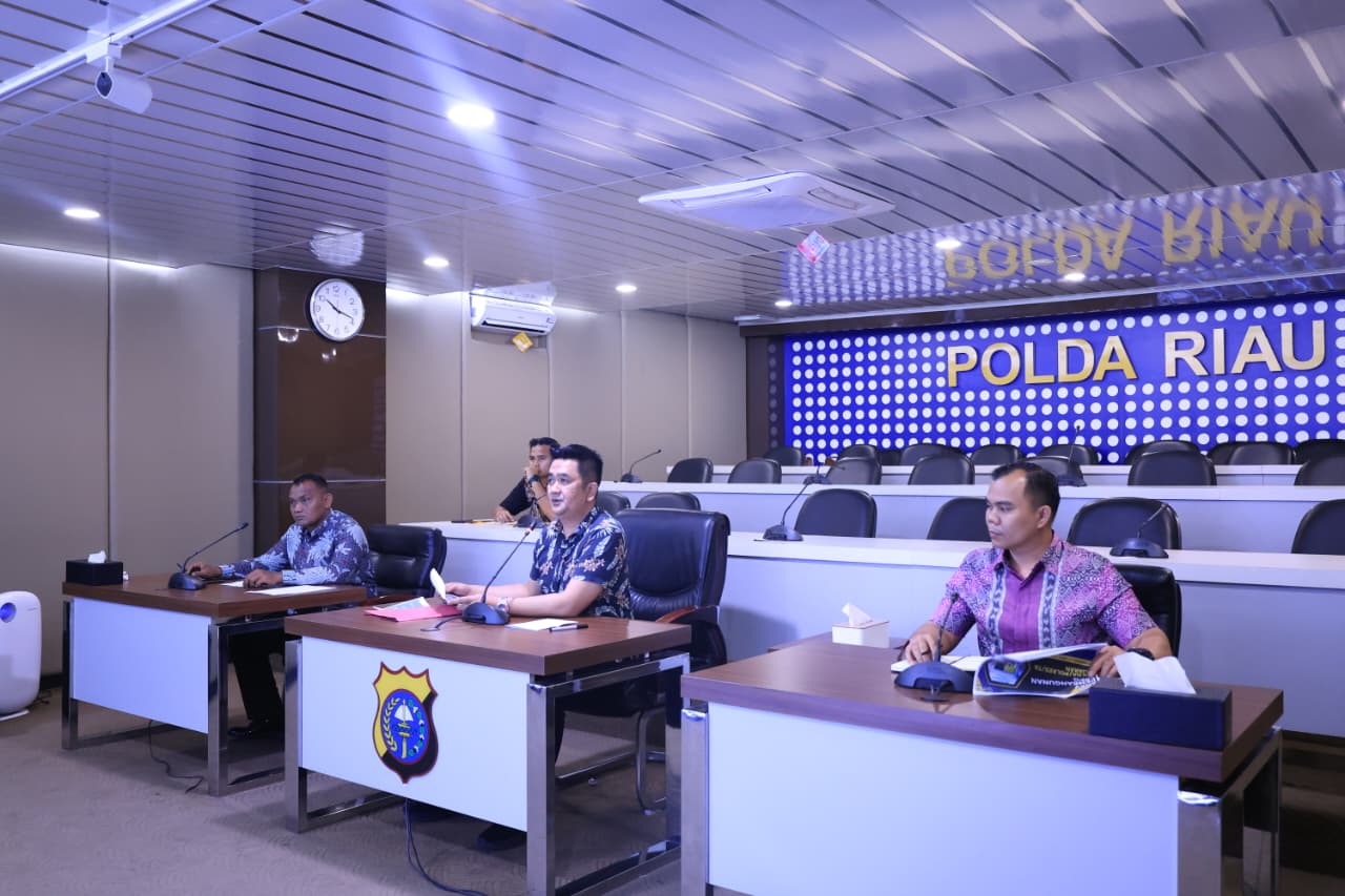 Polda Riau Ikuti Anev Program MBG Secara Hybrid di Ruang Vicon Lantai 5