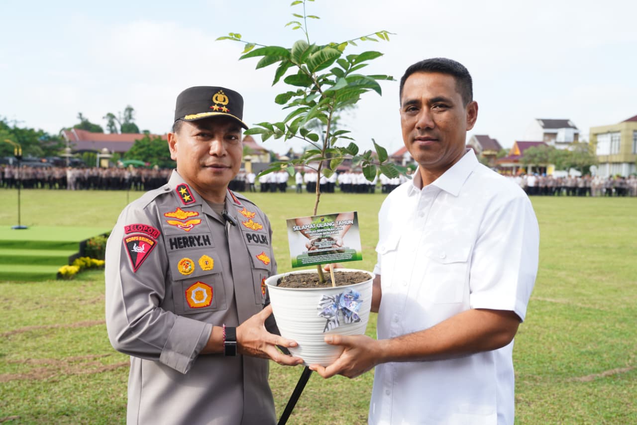 Kapolda Riau Tekankan Sense of Crisis dan Penguatan Kepercayaan Publik dalam Apel Jam Pimpinan