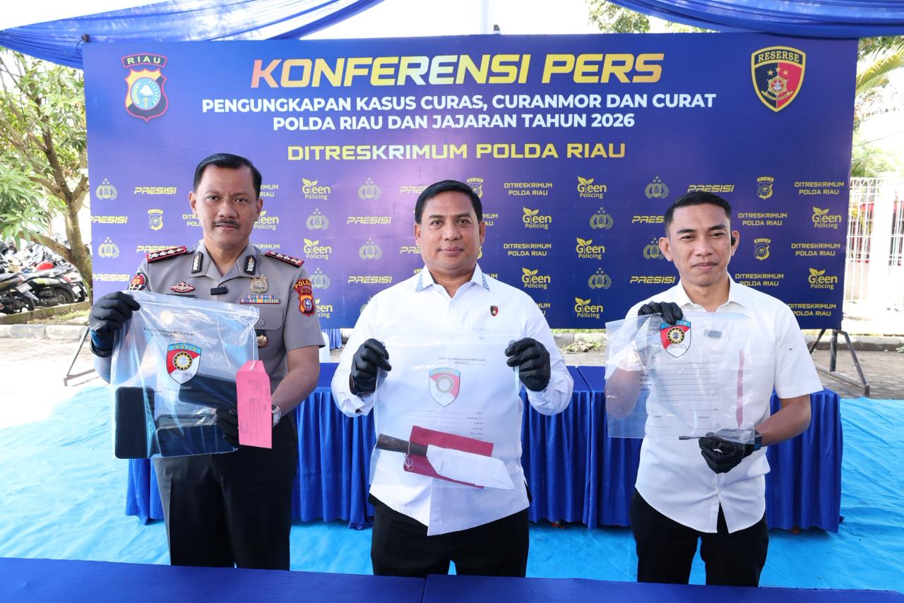 Polda Riau Berhasil Ungkap Kasus Begal, Curanmor, dan Pencurian Wadah Dupa Klenteng