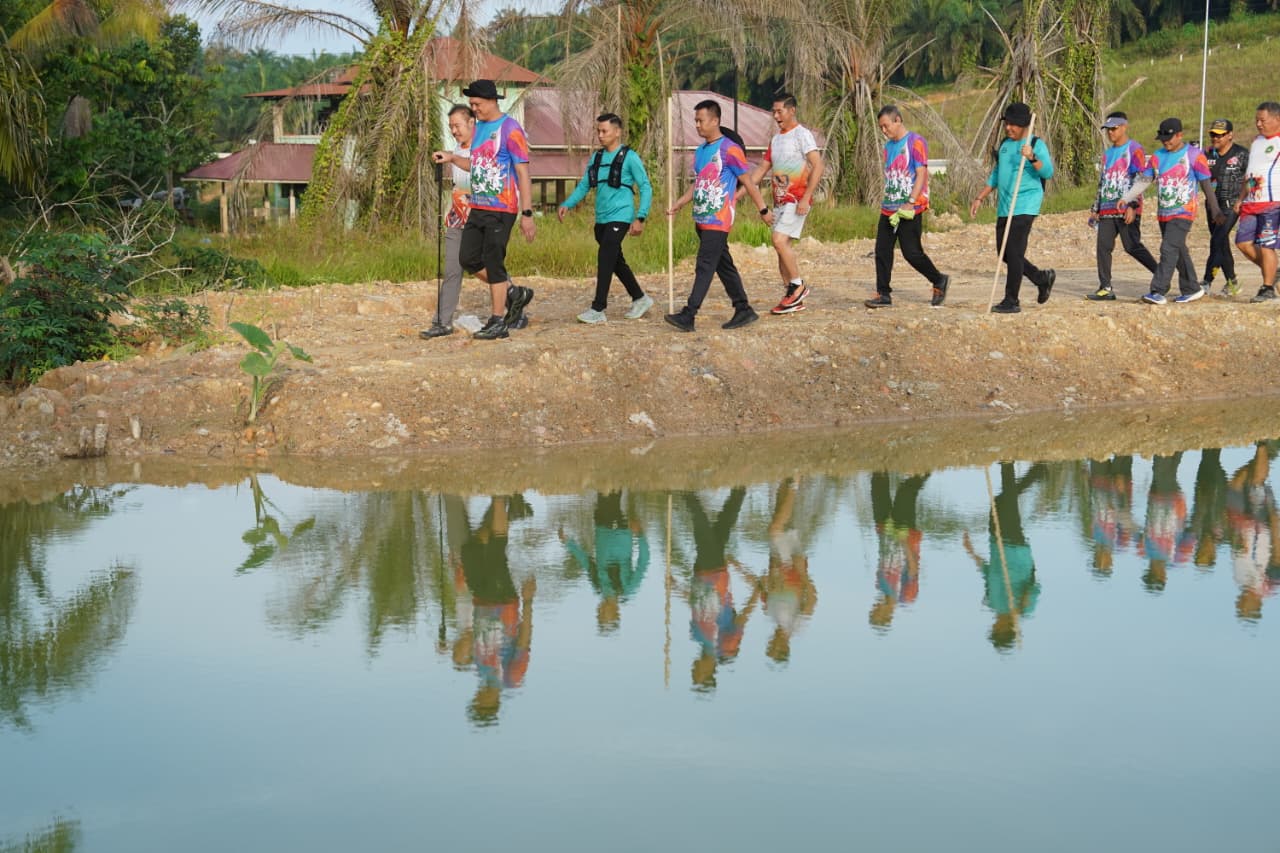 Wakapolda Riau Ajak Personel Jaga Kebugaran Lewat Olahraga Hash, Tekankan Pentingnya Manajemen Stres