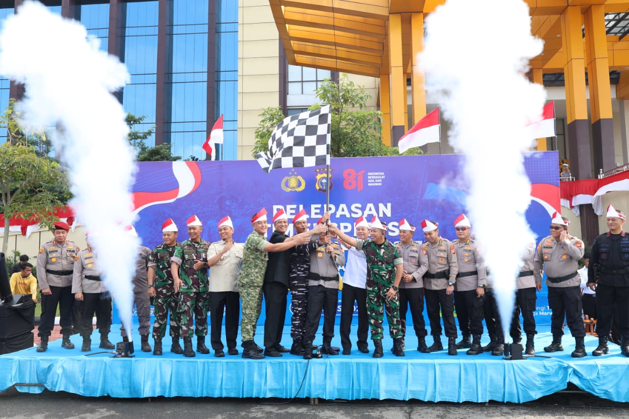 Kapolda Riau Lepas Tim Ekspedisi Merah Putih Presisi, Sasar 17 Desa di Wilayah 3T