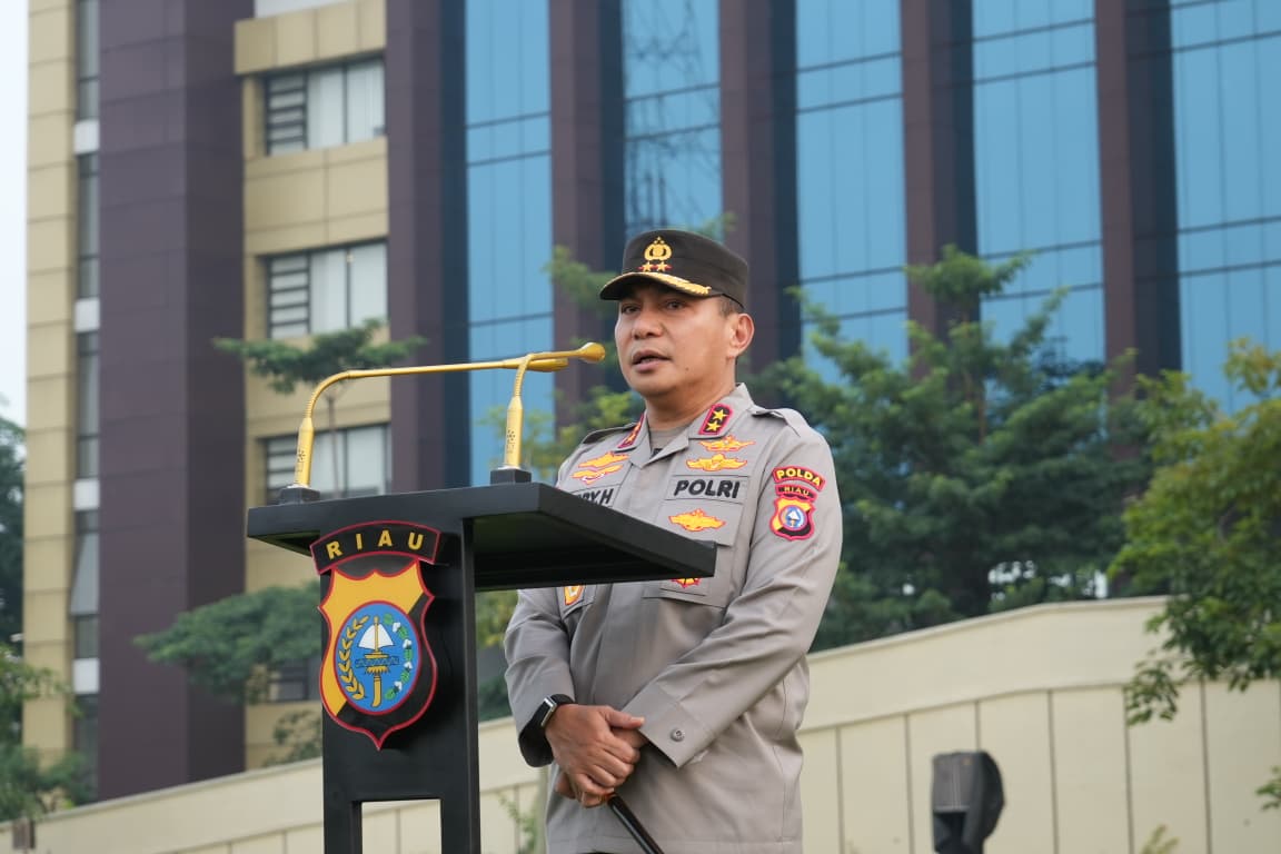 Pimpin Apel Jam Pimpinan, Kapolda Riau Tekankan Program Peduli Tetangga hingga Pencegahan Penyalahgunaan Narkoba