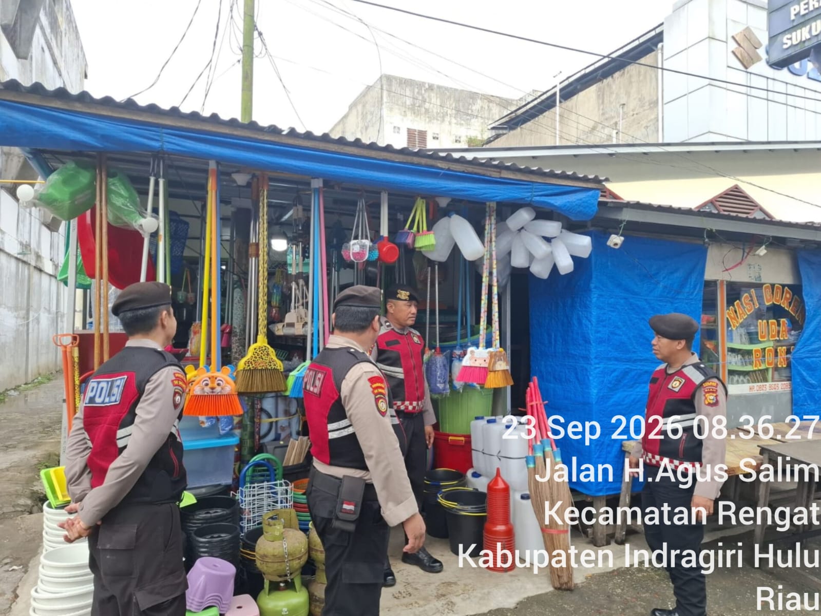 Patroli R4 Sat Samapta Polres Inhu Sisir Jalan Kota Rengat, Pastikan Kamtibmas Tetap Kondusif
