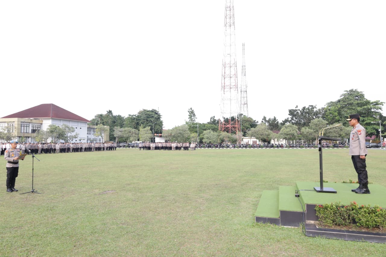 Wakapolda Riau Tekankan Kebersamaan dan Loyalitas Institusi dalam Apel Pagi
