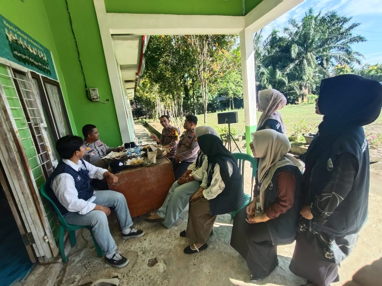 Polsek Rambah Samo Gelar Jumat Curhat Bersama Mahasiswa Universitas Rokania, Bahas Kamtibmas hingga Bahaya Narkoba