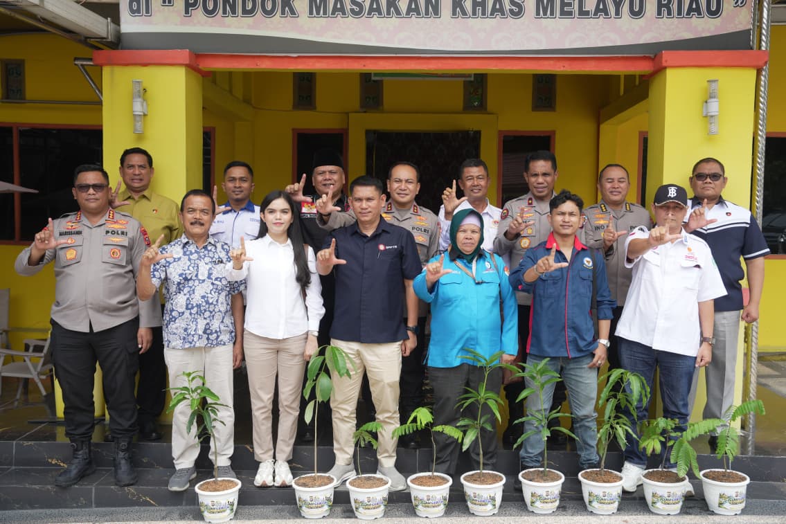 Kapolda Riau Silaturahmi dan Makan Siang Bersama Serikat Pekerja dan Buruh
