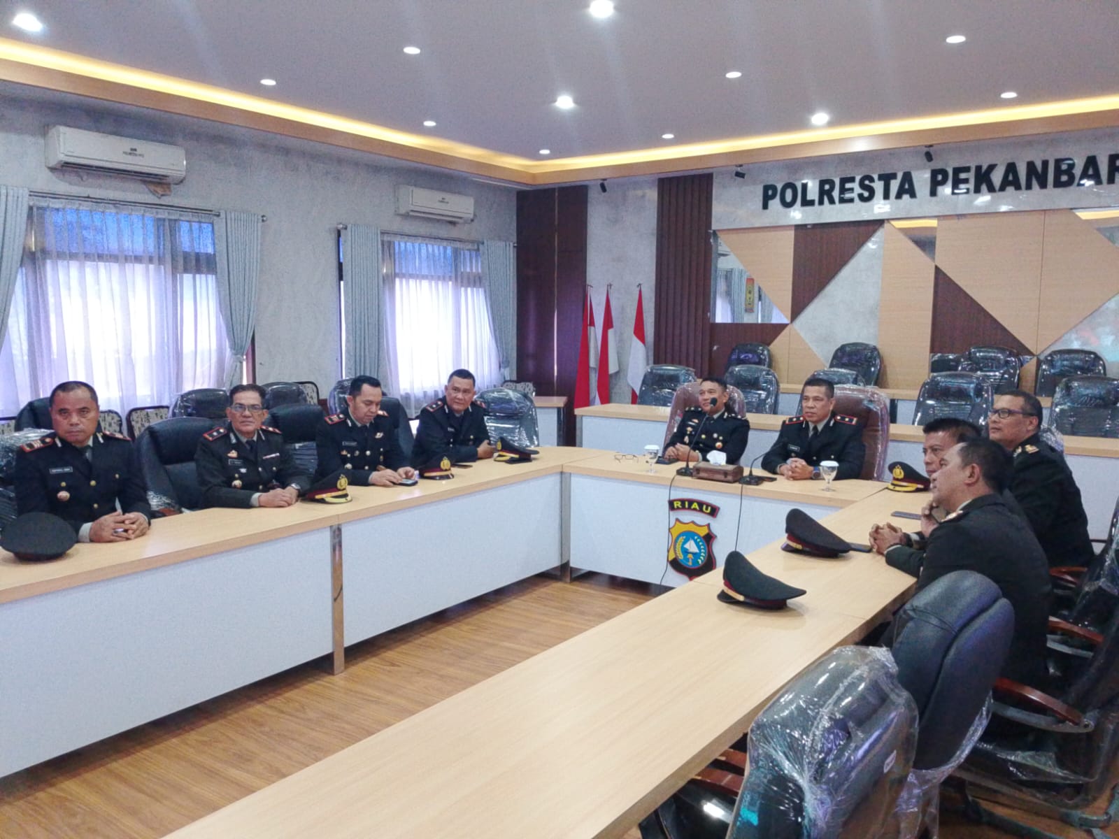 Polresta Pekanbaru Ikuti Zoom Meeting Upacara Hari Kesaktian Pancasila di Aula Kiambang