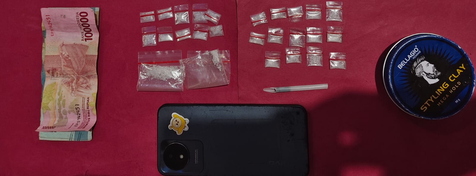 26 PAKET SABU 6,58 GRAM DIAMANKAN, 2 PENGEDAR DICIDUK SATRESNARKOBA POLRES PELALAWAN