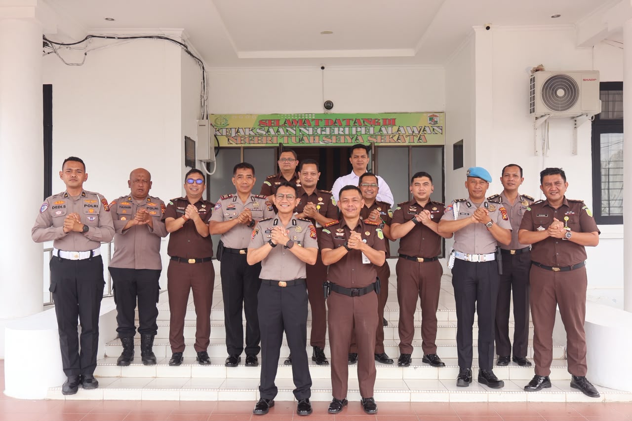 KAPOLRES PELALAWAN SILATURAHMI  KE KAJARI, SEPAKAT SOLID JAGA KAMTIBMAS