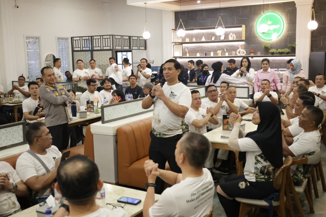Kabaharkam Polri Ajak Komunitas Lari Perkuat Green Policing dan Pelestarian Lingkungan di Riau