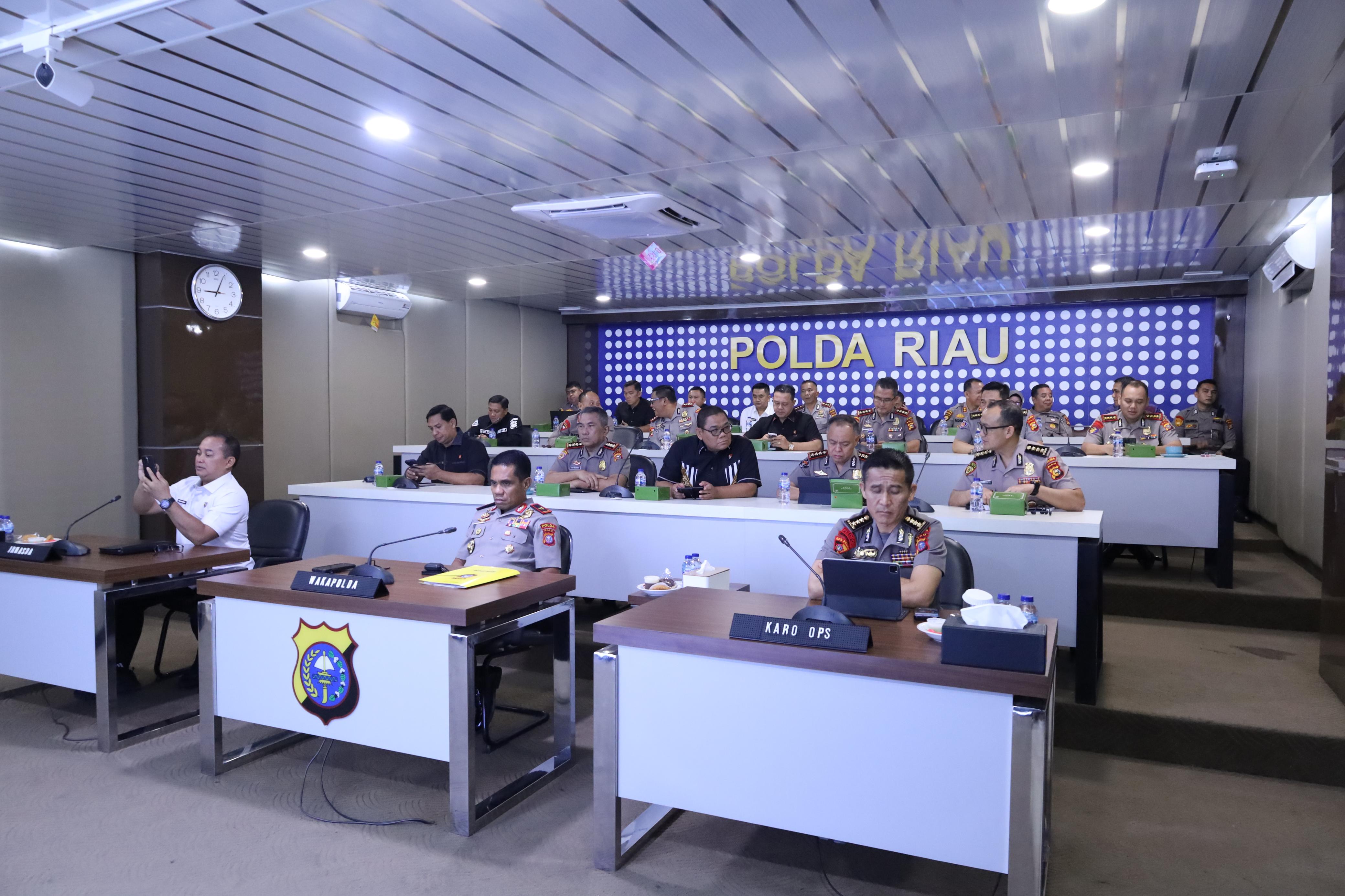 Polda Riau Ikuti Arahan Penjabaran Program Prioritas Kapolri “Polisi Bersama Masyarakat”