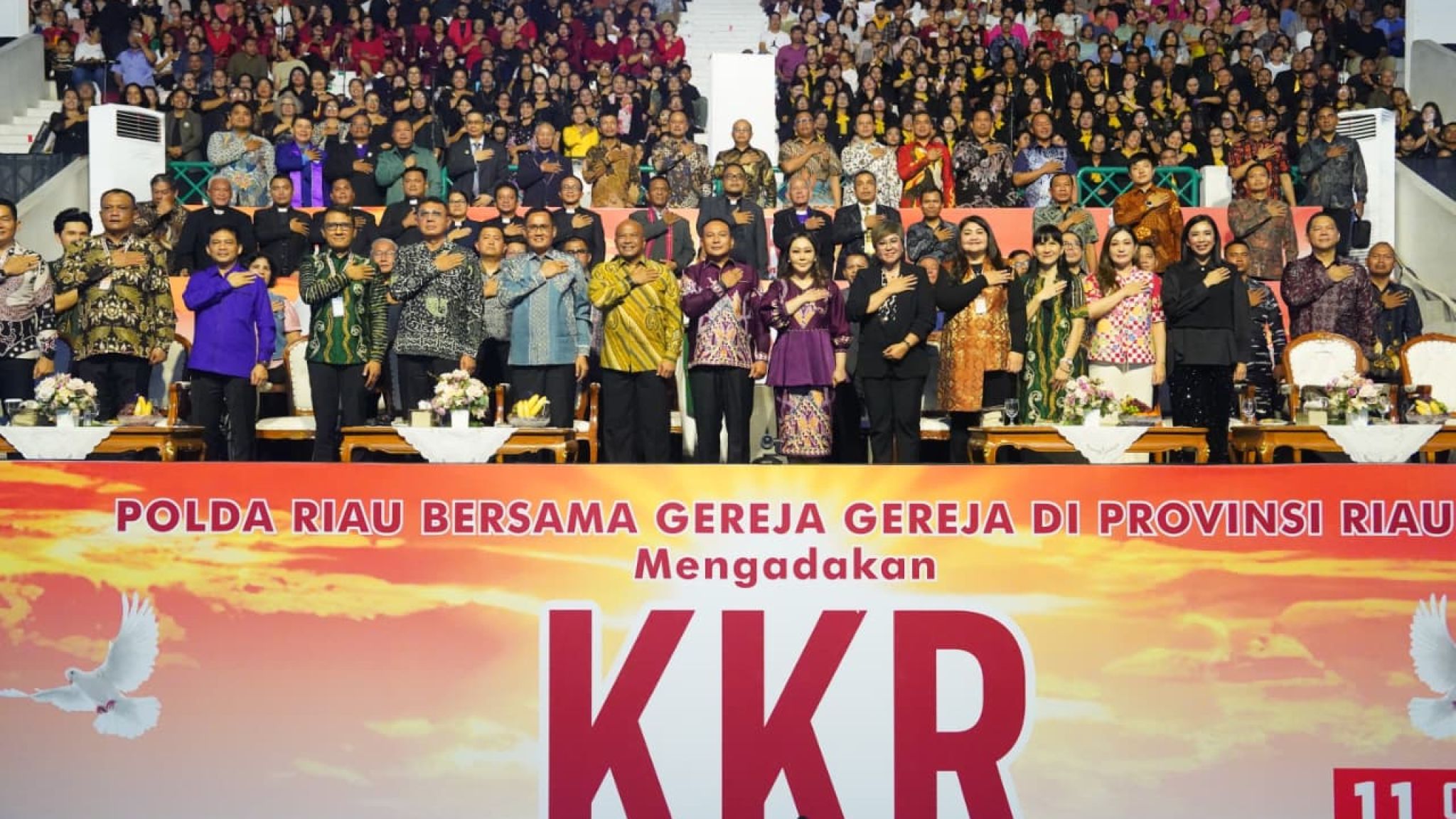 Polda Riau Gelar Kebaktian Kebangunan Rohani (KKR)