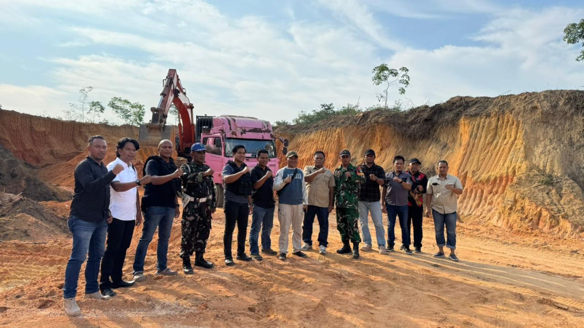 Solid dan Sinergis: TNI-Polri Bersatu Amankan Galian C Ilegal di Kampar