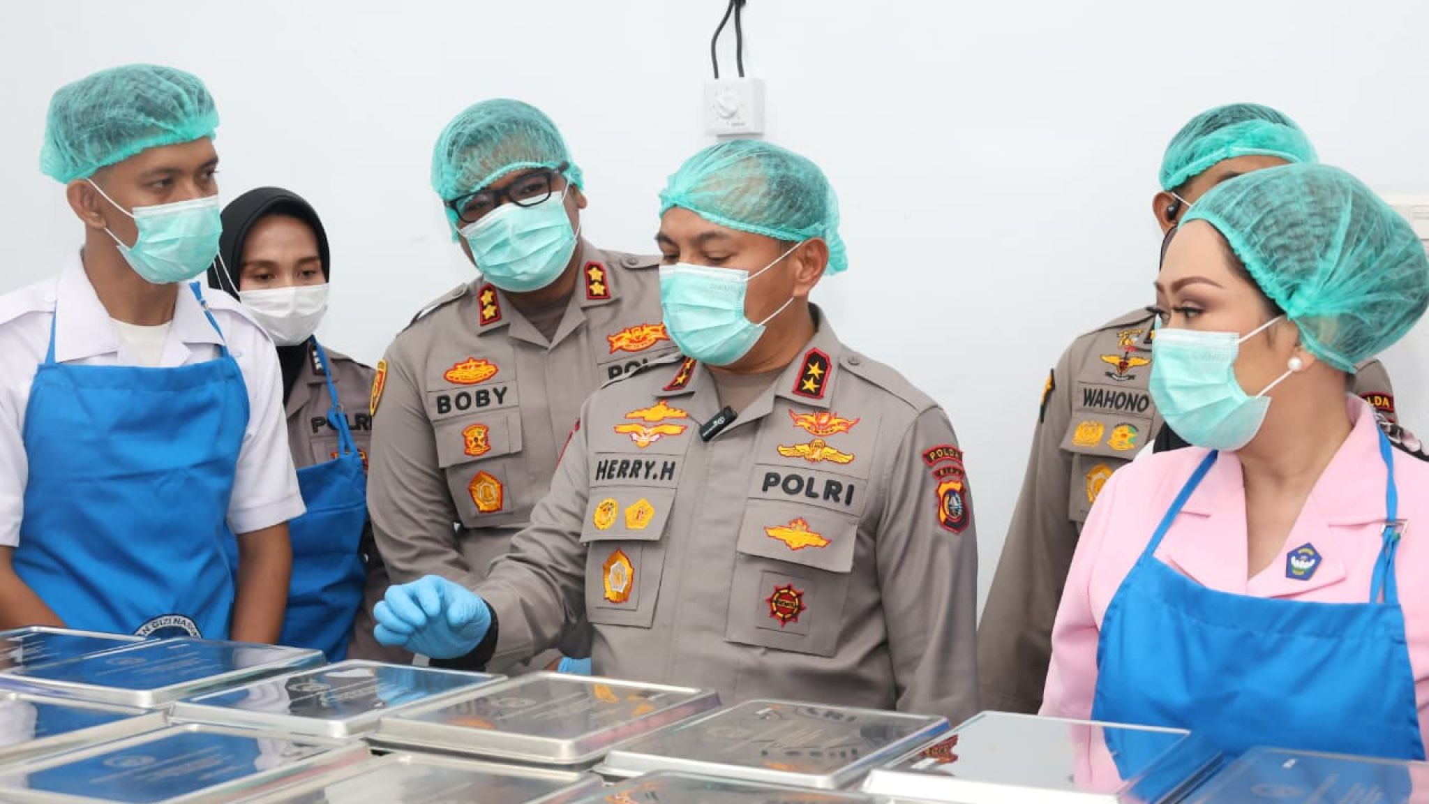 Kapolda Riau Cek Dapur SPPG Polres Kampar, Tekankan Standar Food Security