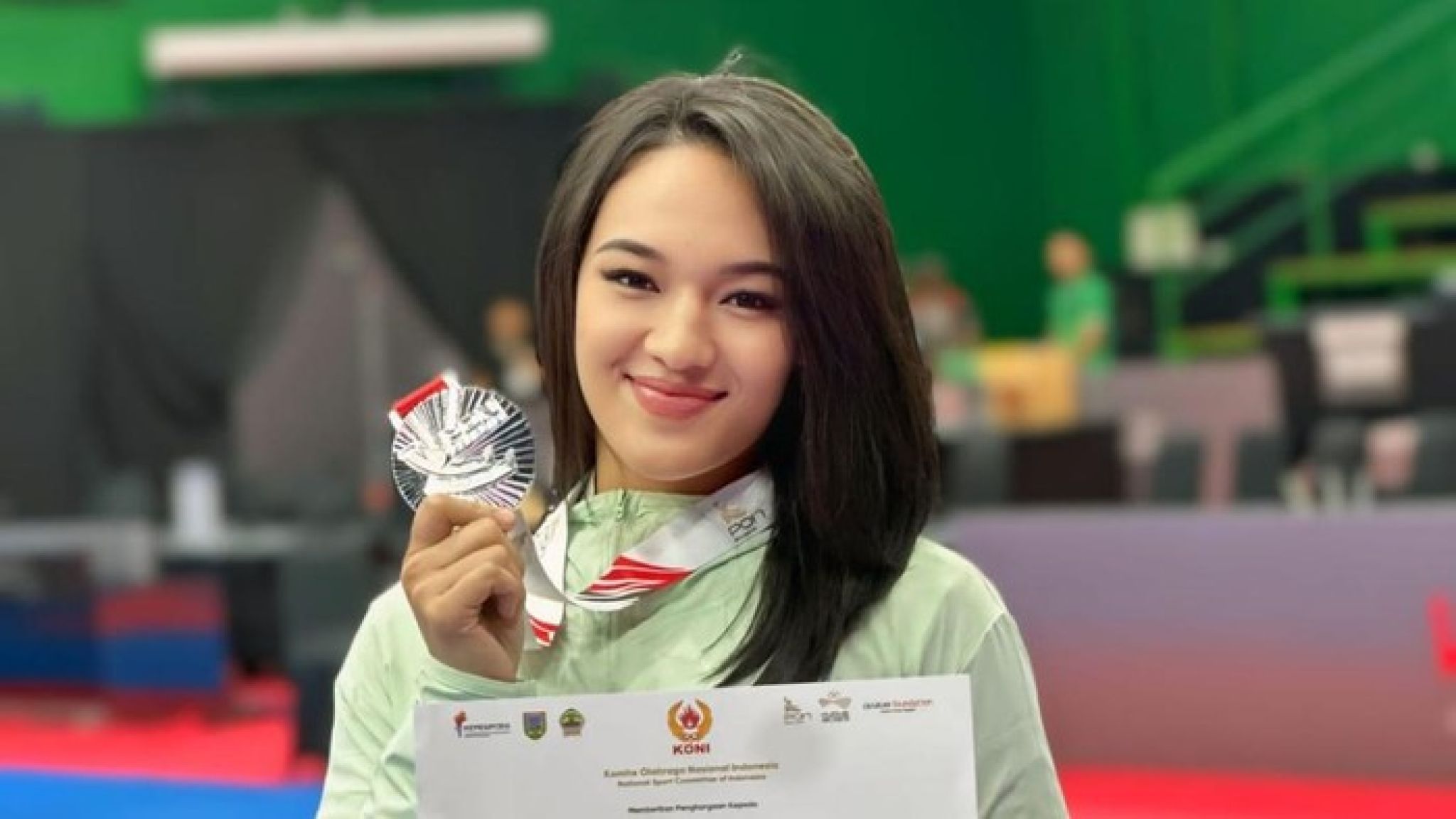 Polwan Polda Riau Bripda Jessica Raih Medali di PON Bela Diri 2025