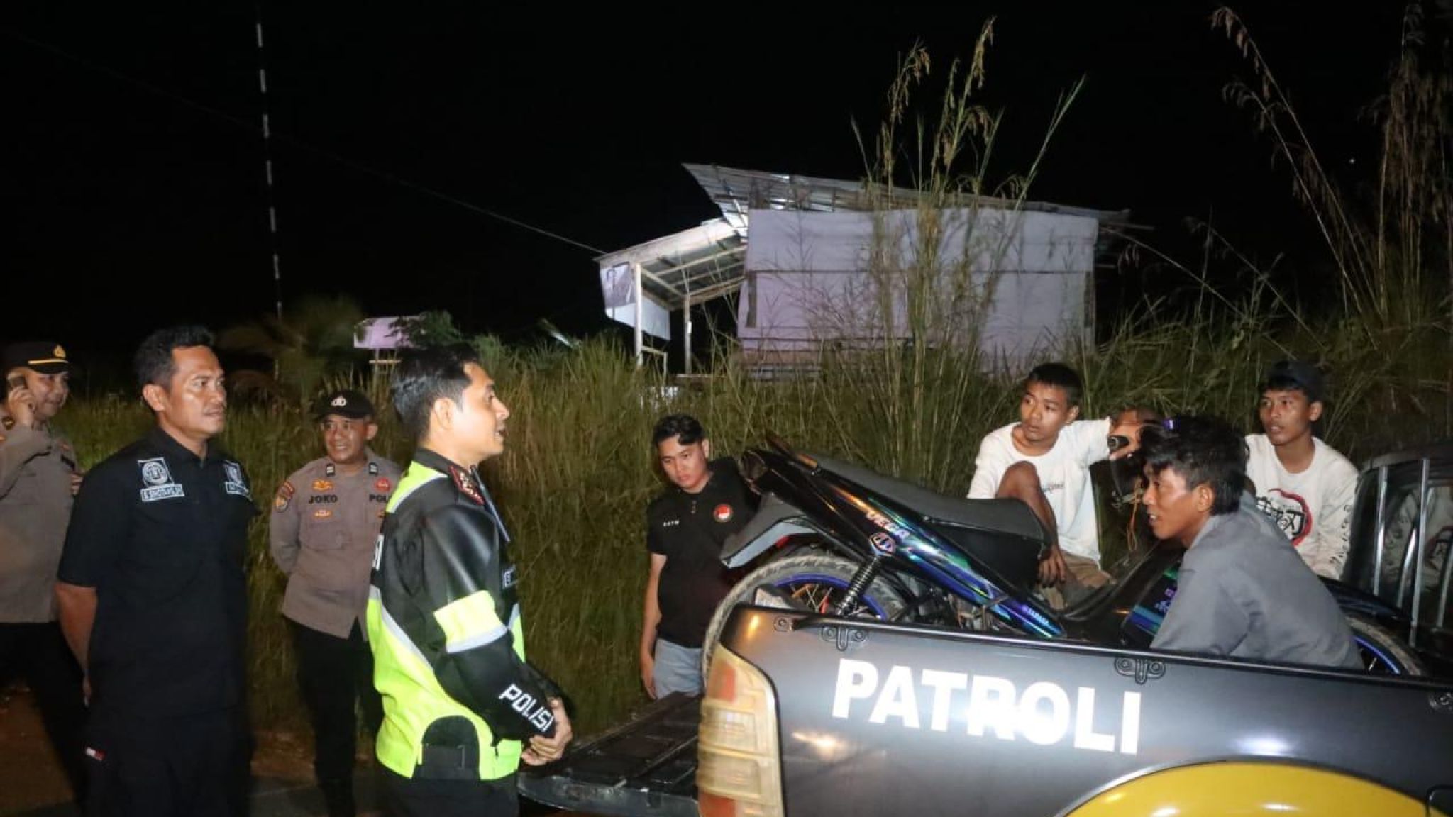 Polres Rohul Gencar Patroli Tim Raga dan Blue Light, Cegah Aksi Genk Motor dan Premanisme di Malam Akhir Pekan