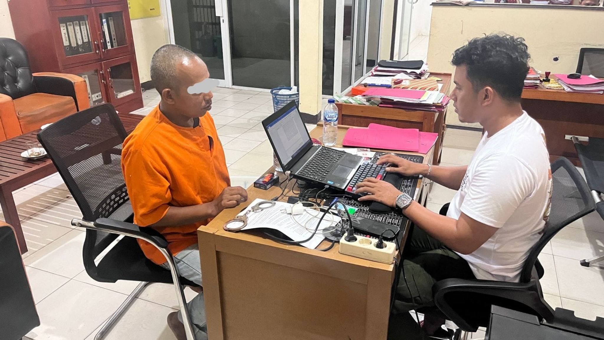 Unit Reskrim Polsek Bandar Sekijang Menangkap Pria yang cabuli Ponakannya.