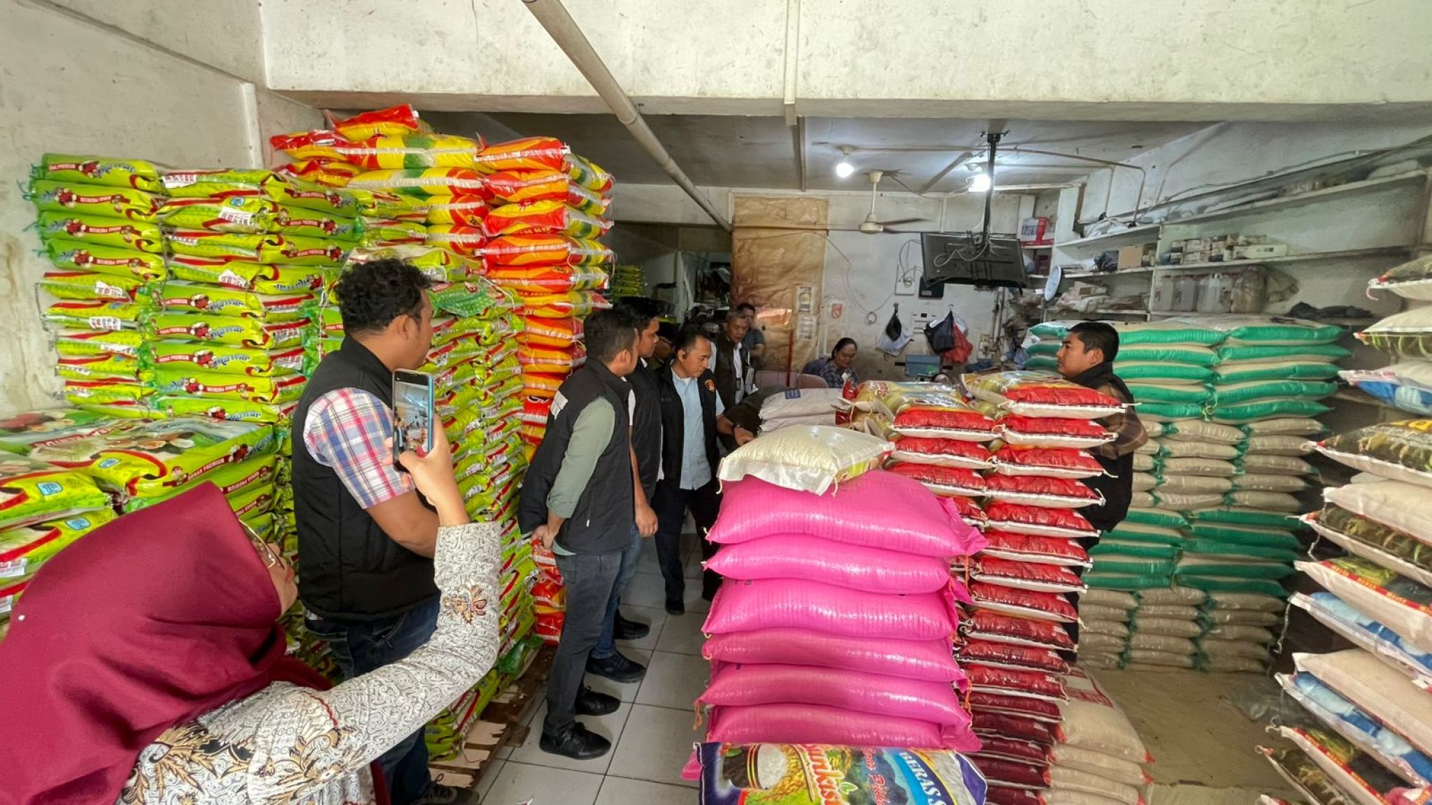 Polres Dumai Gelar Operasi Pasar Terkait Kenaikan Harga Beras