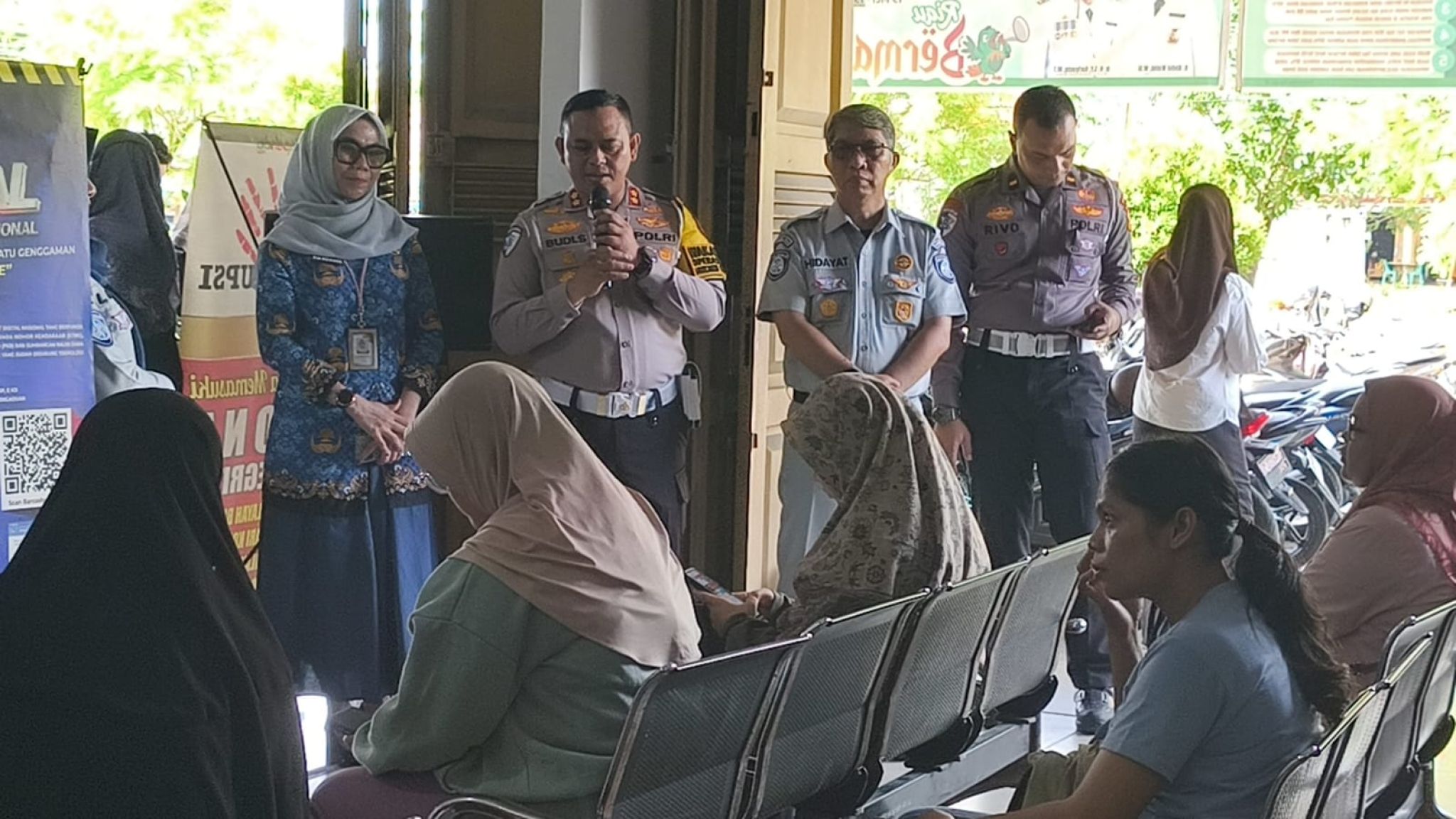 Hari Pertama Operasi Zebra 2025, Samsat Riau Hadir Dekat Wajib Pajak: Edukasi, Layanan, dan Peduli Lingkungan