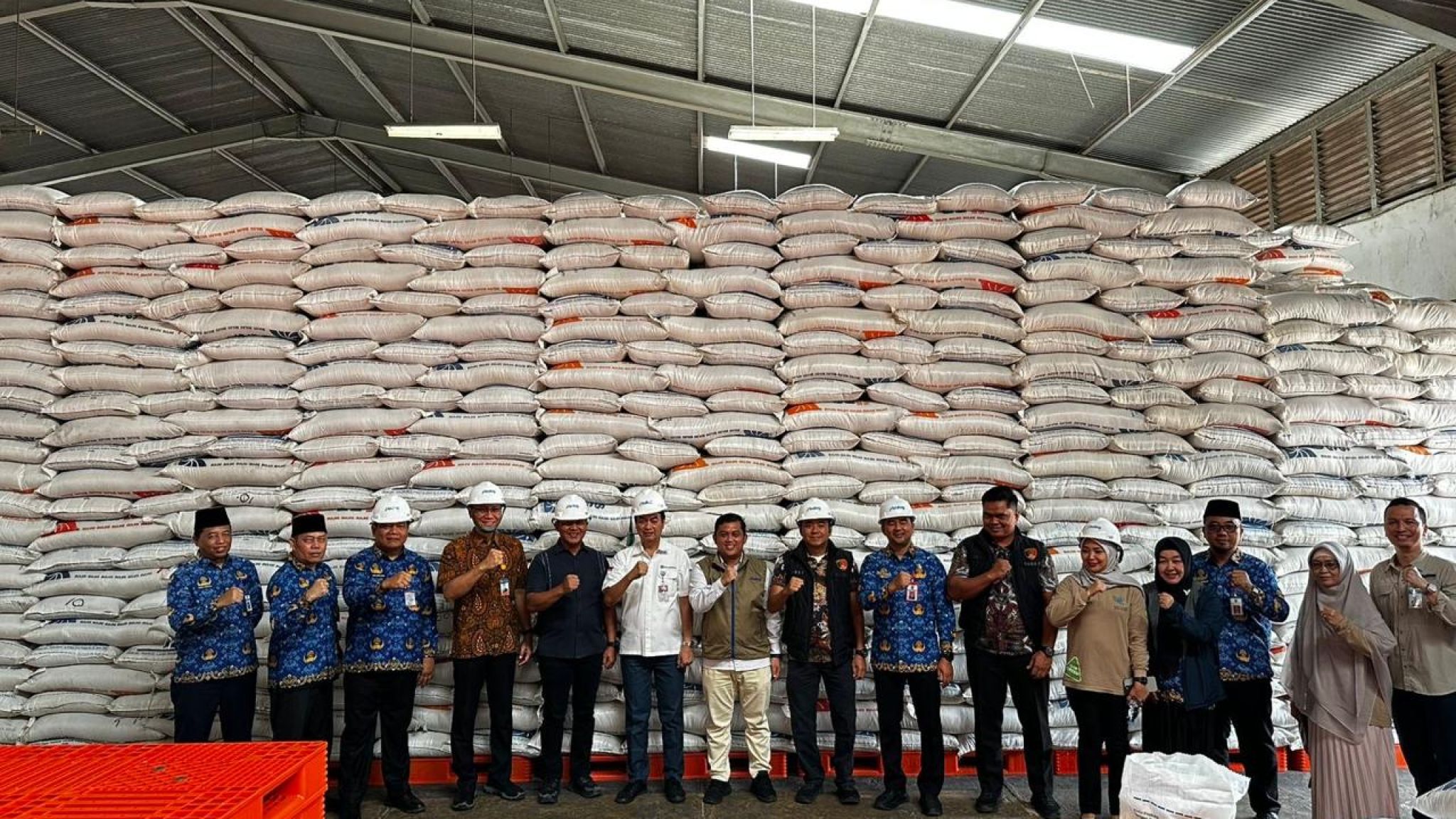 Polda Riau Bersama Pemprov Pastikan Harga, Stok, dan Distribusi Pangan Aman Jelang Natal 2025 dan Tahun Baru 2026