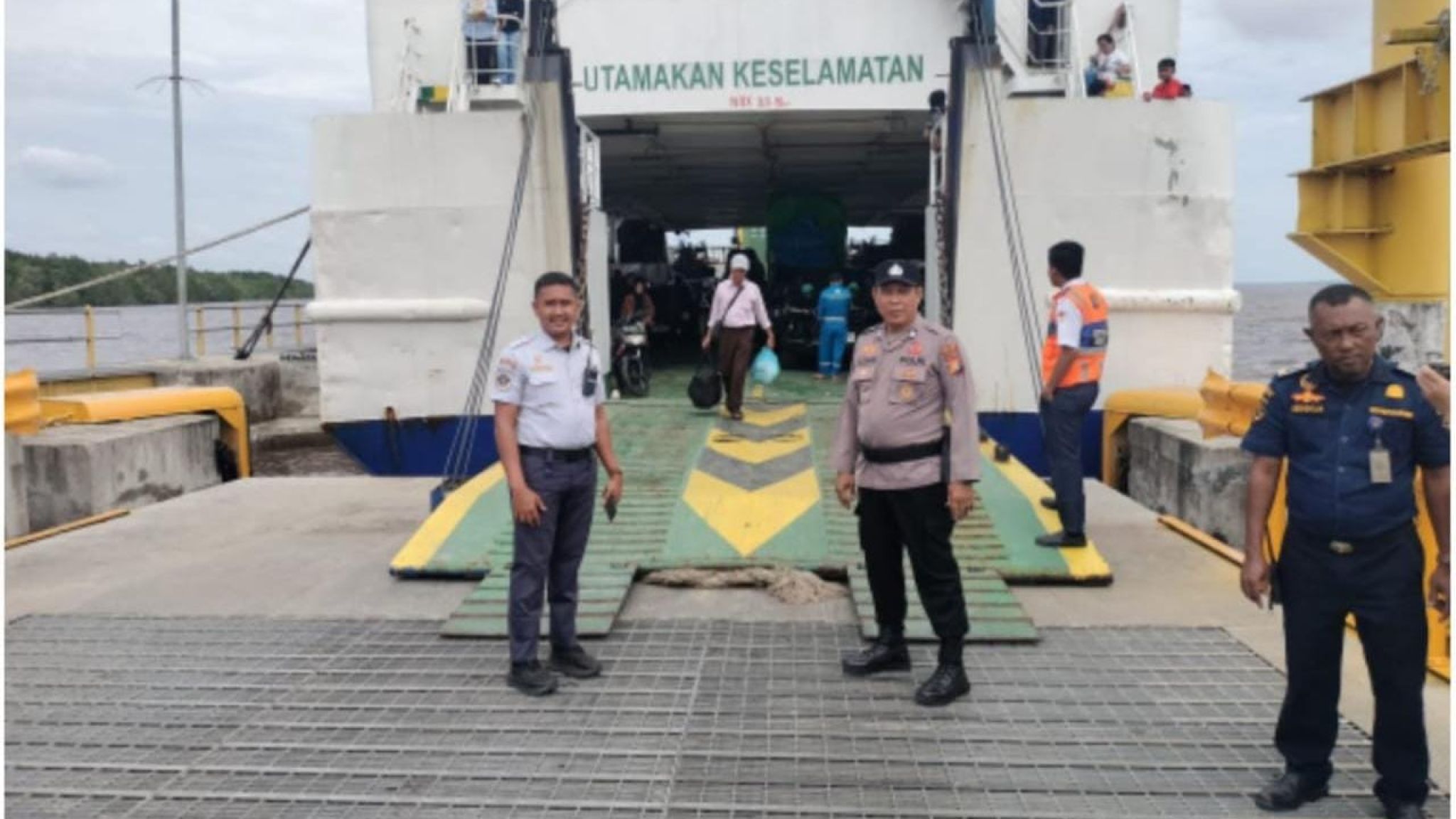 Pengamanan Diperketat, Polisi Sisir Pelabuhan Tanjung Buton Antisipasi Kemacetan dan Kejahatan Nataru