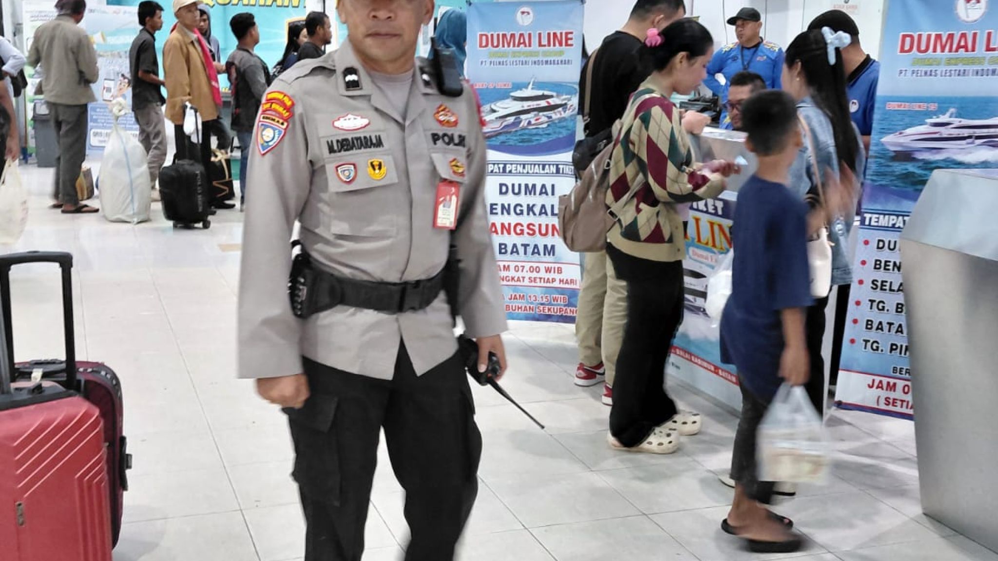 Polres Dumai Awasi Keamanan Ferry Di Ops Lilin Lancang Kuning 2025, Kapolres: "Pastikan Perjalanan Aman"